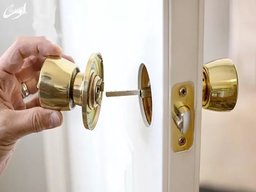 آموزش نصب دستگیره و قفل درب چوبی